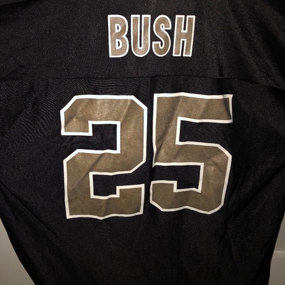 Other - Reggie Bush #25 New Orleans Saints Jersey Shirt